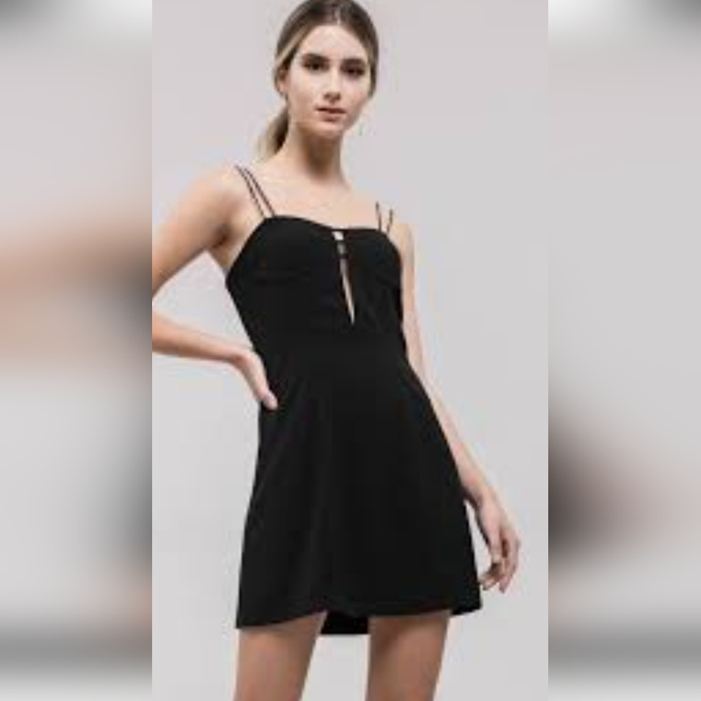 Just One Answer Black Strappy Dress Size S